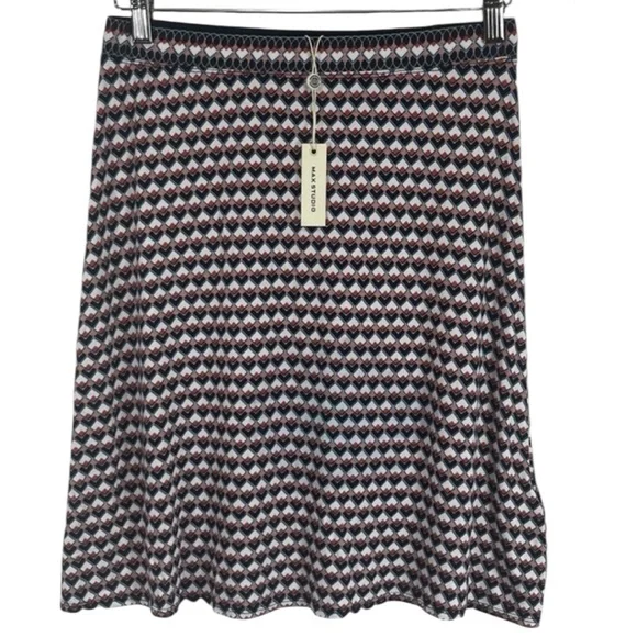 NWT MAX STUDIO A-LINE SKIRT GEOMETRIC PRINT SIZE XS