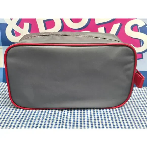 BBW Gray w. Red Trim Men's Zipper Overnight Travel Compact  Carry All Bag NWT