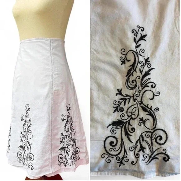 Vintage y2k cotton embroidered skirt
