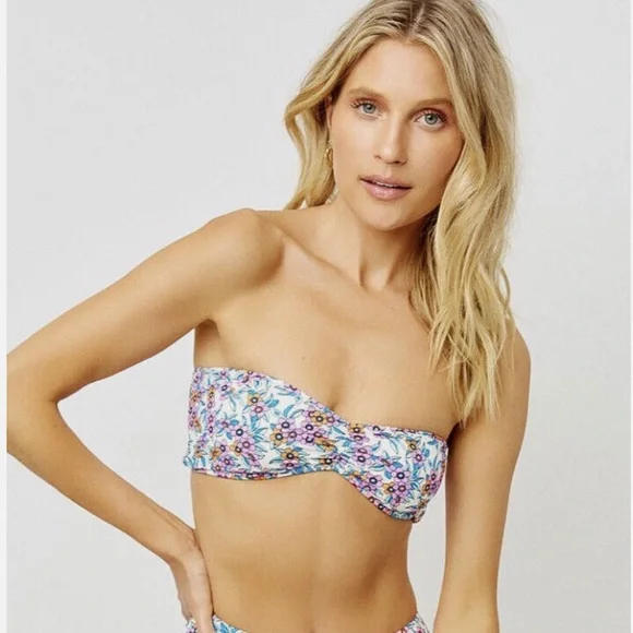 NWOT Frankie’s Bikini Floral Patterned Strapless Bandeau Ruched Bikini Swim Top
