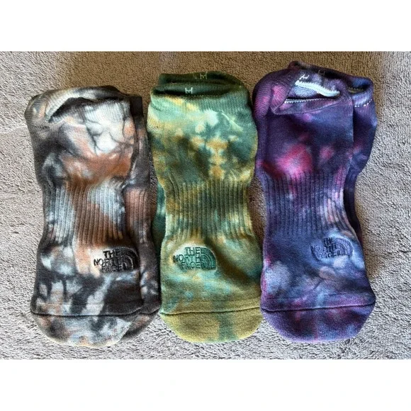 NEW The North Face Socks Size M Multicolor Tie Dye Ankle Athletic 3 Pair Bundle