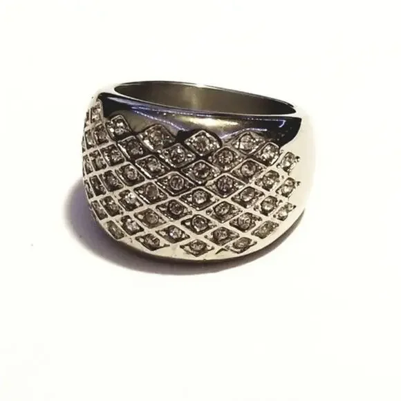 New stainless steel women's ring‎ with CZs size 8