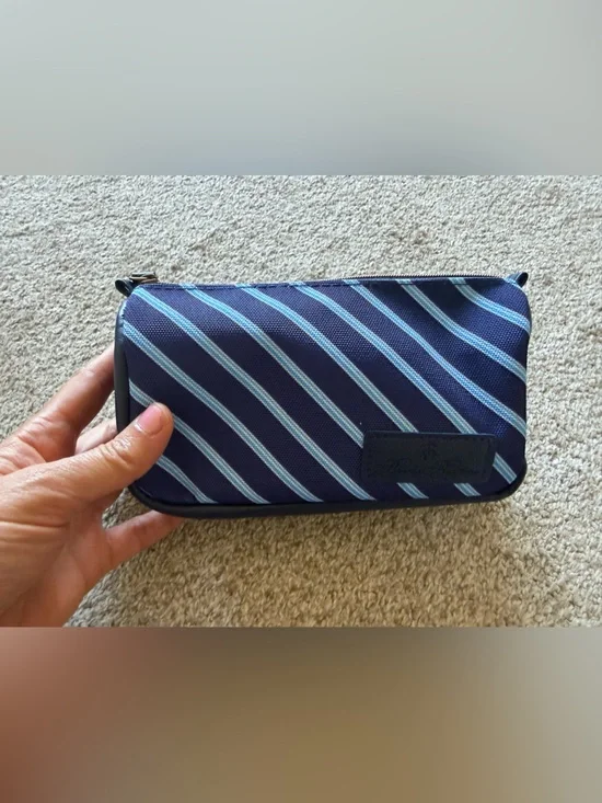 Brooks Brothers x United Airlines Polaris Amenity Kit Blue Striped Travel Pouch