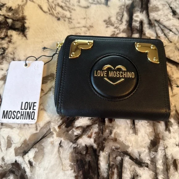 Love Moschino large bifold wallet. NWT. Retail 200‎