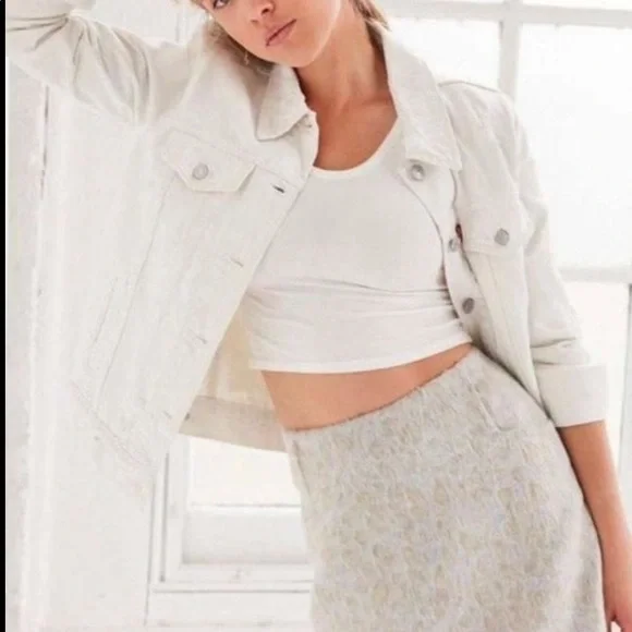 Urban Outfitters ecoté Snow Leopard mini-skirt size 0
