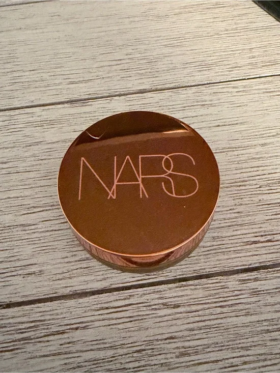 NARS sunkissed bronzing cream in Laguna