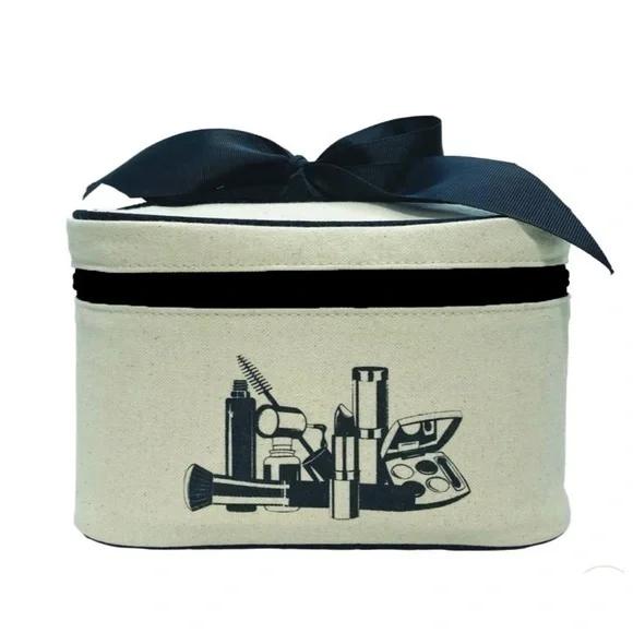 Hallmart Collectibles Cosmetics Bag
