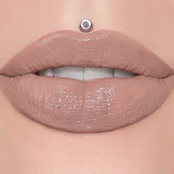 JEFFREE STAR - CELEBRITY SKIN Supreme Gloss Highly Pigmented Lip Gloss