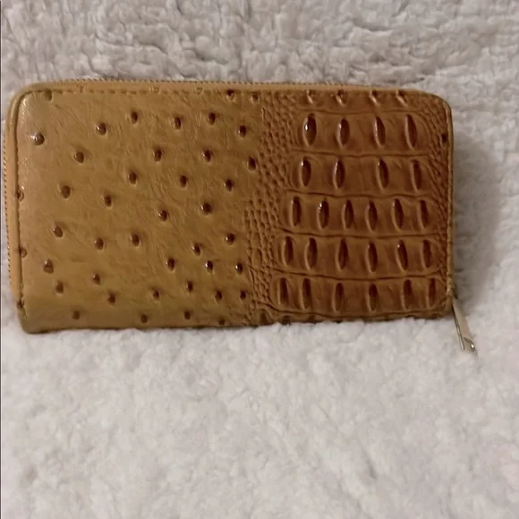 Ostrich Faux leather‎ Brown Textured Wallet