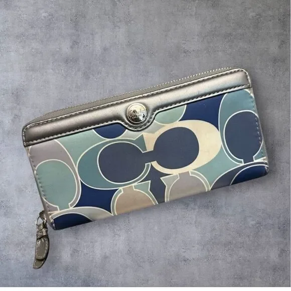 Coach POPPY Blue and Gray Women's Wallet