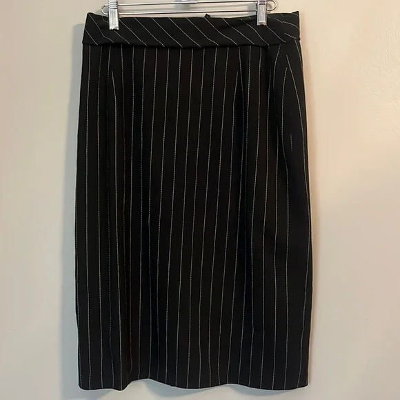 Mondi Vintage Wool Black with White Pinstripe A-Line Skirt Size 42EU, 6/8US