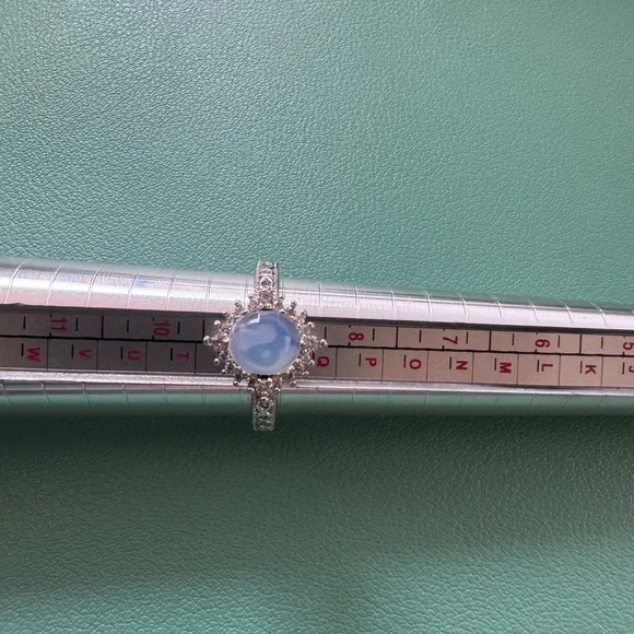 Fragrant jewels Moonstone and Silver ring. NWOT. Size 9