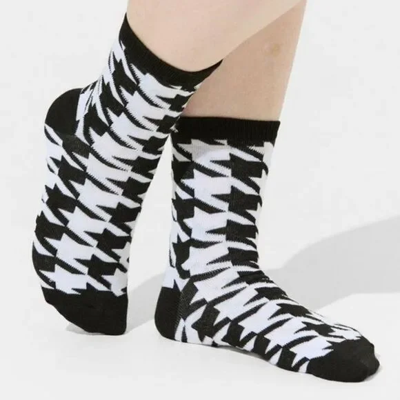 Torrid 3 pack Crew Socks Size 7-9 New