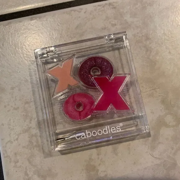Caboodle's Makeup Collectable XOXO Lip Gloss compact