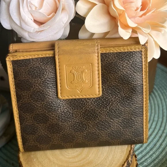Authentic CELINE wallet brown leather pre loved