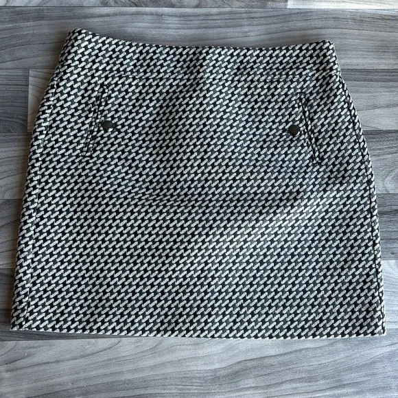 LOFT Black and gray Textured Skirt