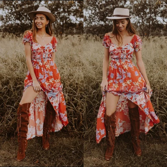 New Spell x Revolve Lily Gown Red Floral M Maxi Dress Ruched Designs Exclusive