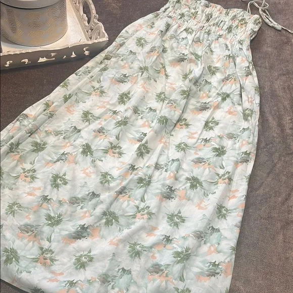 Best Bliss Green Floral Print Tie-Strap Midi Dress With Pockets