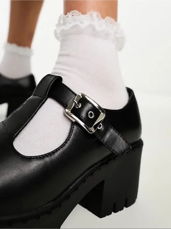 Dream Pairs Black T-Strap Platform Shoes NWOT