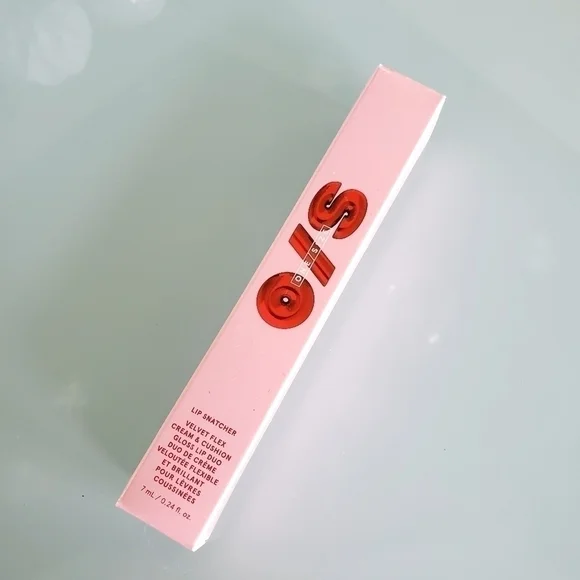 One Size beauty lip snatcher lipstick duo
