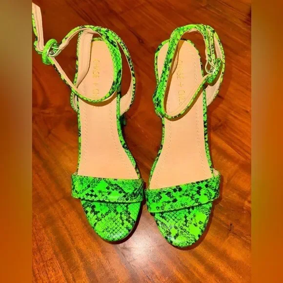 Nordstrom: Lime Green faux Snakeskin Platform Heels NWOT SZ 7