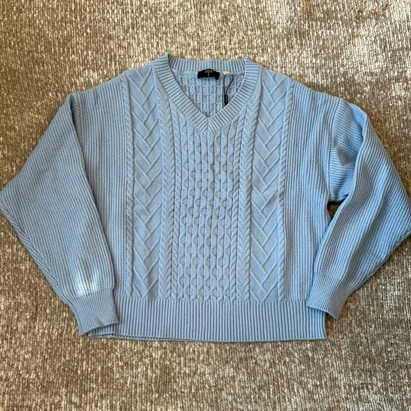 Tahari Blue Cable Knit V-Neck Sweater