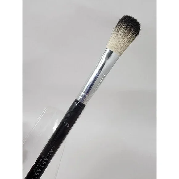 New ABH Anastasia Beverly Hills A23 Pro Large Tapered Blending Brush