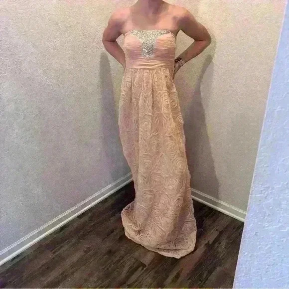 TRIXXI Womens Pink Molded Cups Sleeveless Formal Gown Dress Juniors sz 1