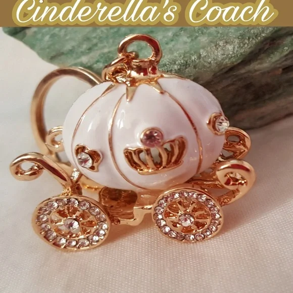 White Enamel & Rhinestone Cinderellas Regal Coach Purse/Keyring Goldtone NEW