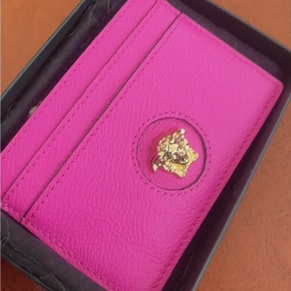VERSAGE Leather Card Holder