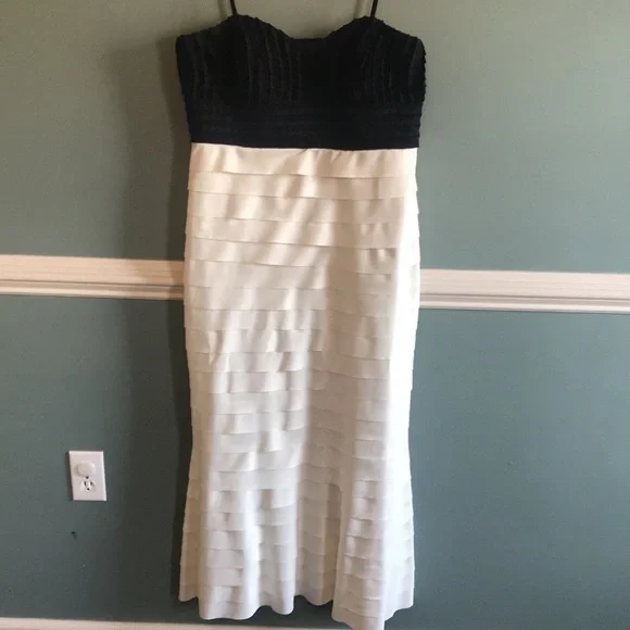 JS collection black and white ruffle gown. Size 12. Evening wear. Formal classic