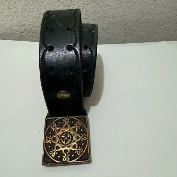 Vintage 1974 Women's Tech Ether Brass Mandala Belt Buckle Black Leather Strap
