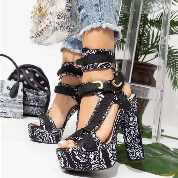 Black Bandana Strap Block Heel