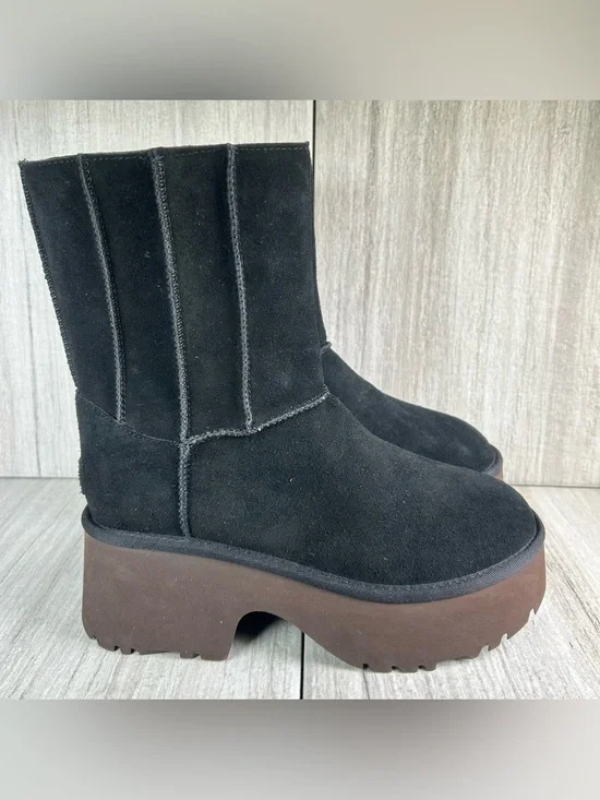NEW UGG Classic Twin Seam New Heights Black Suede Platform Boots Women’s Size 10