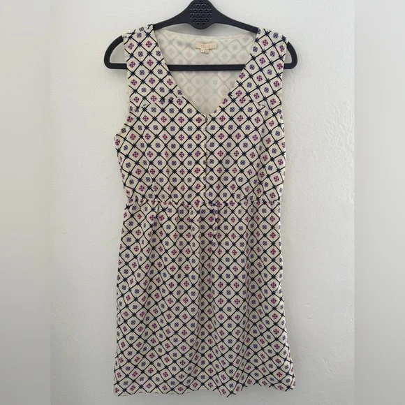 Tulle Geometric Floral V-Neck Empire Waist Dress Size M