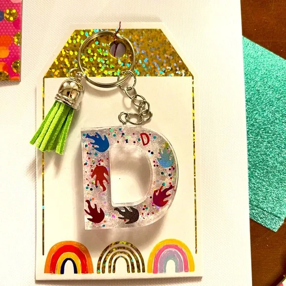 Flames letter D,‎ glitter resin keychain