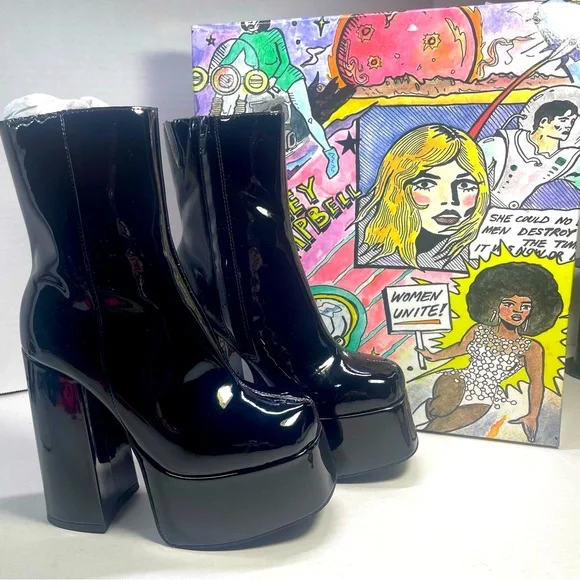 BNIB JEFFREY CAMPBELL WIDOW PATENT LEATHER PLATFORMS 6M