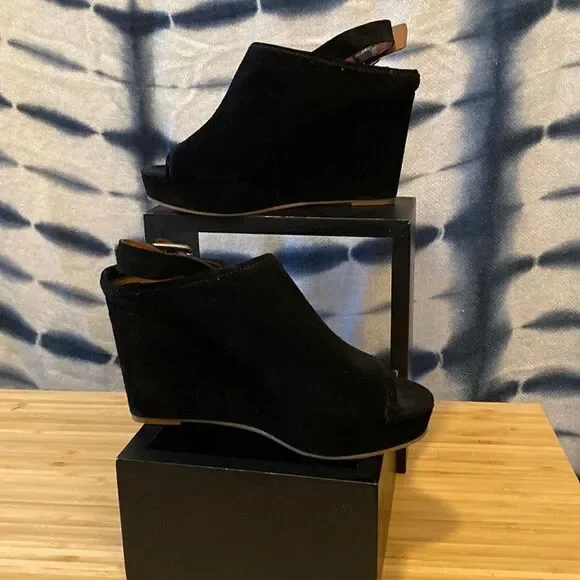 Lucky Brand suede platform wedge