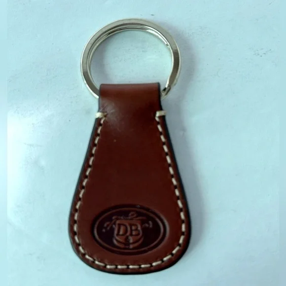 Dooney & Bourke Vintage NWOT Dark Tan Leather Key Ring