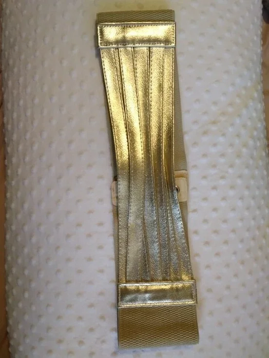 Metallic Gold Stretch Waist Belt - Versatile Accessory