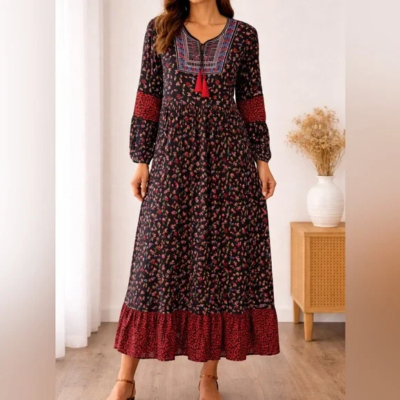 The Pyramid Collection Embroidered Floral Maxi Dress Bohemian Prairie Sz M