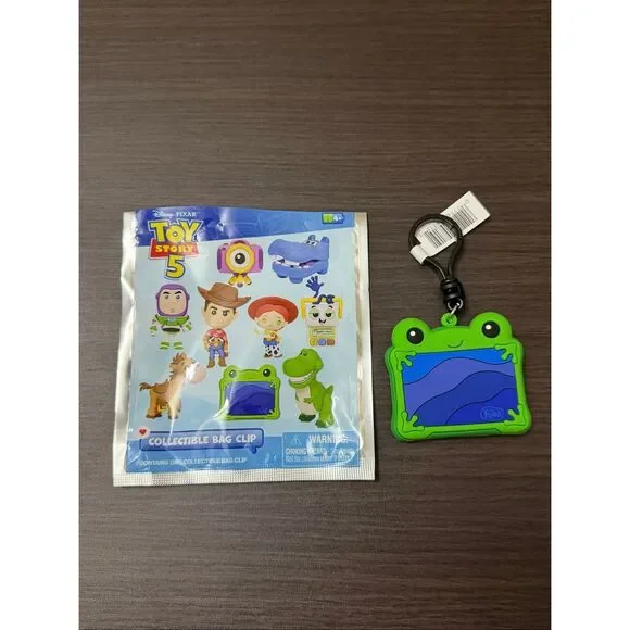 Disney Pixar Toy Story 5 Character Bag Clip Keychain - Lilypad