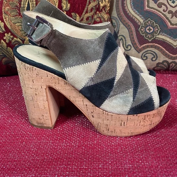 Marc Fisher MLQUEENIE  leather Patches Gray Black Cork Wedge Shoes 8