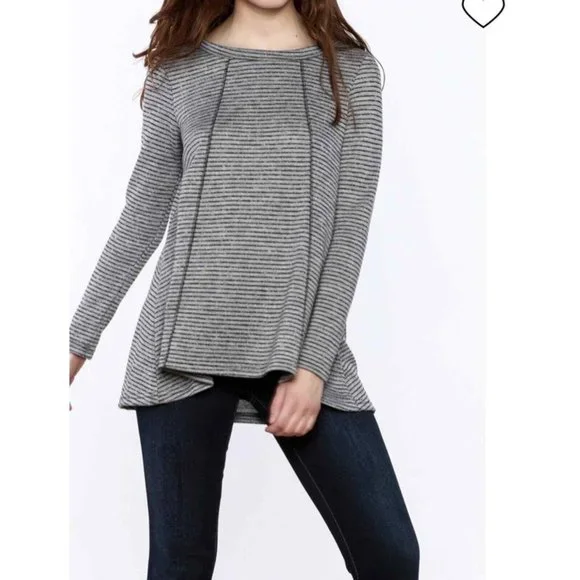 🔴3/$20 Jack By BB Dakota Gray & Black Striped Tunic Size M