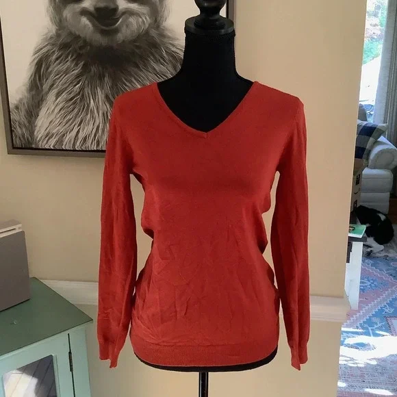 #250 NWOT Love Ellie Clay Colored Cross Back Sweater Size XS