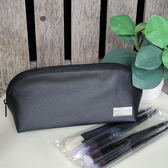 Morphe Brushes - Face the Beat Black Cosmetic Pouch & 5 Piece Set