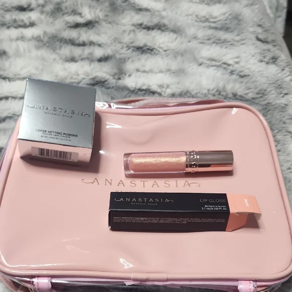 Anastasia Beverly Hills Loose Setting Powder and Lip Gloss Set - Pink and Silver