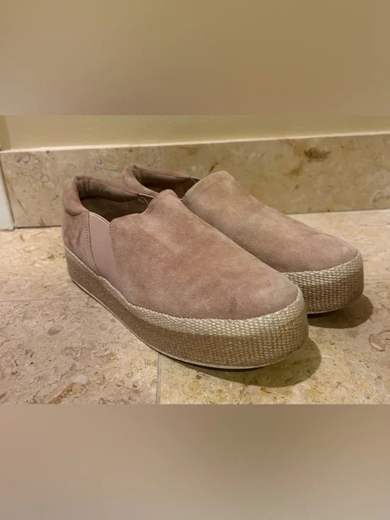 Vince Suede Platform Slip-On Sneakers Cream/Nude Espadrille Sole Size 8