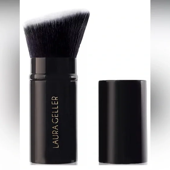 Laura Geller Beauty Retractable Angled Kabuki Brush New in Package