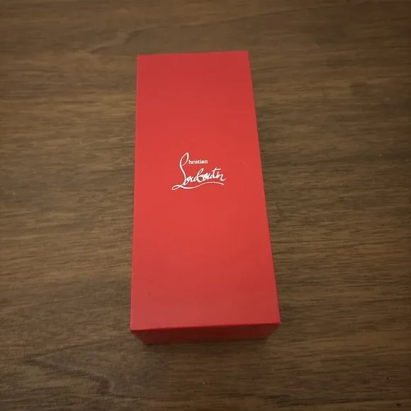 Christian Louboutin Matte Fluid Lipstick Terakotakiss 343F New In‎ Box